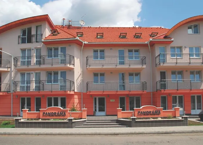 Panorama Wellness Apartman Hotel 4*