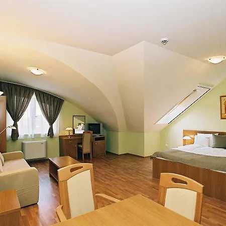 Panorama Wellness Apartman Hotel