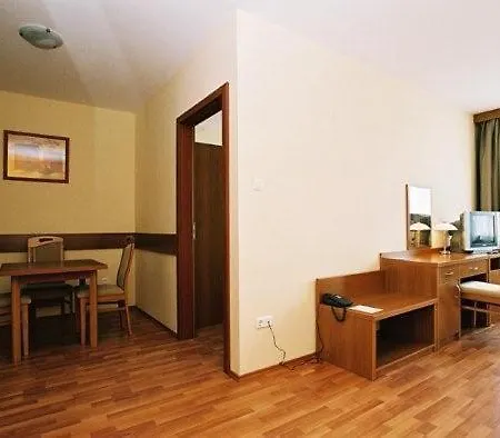 Panorama Wellness Apartman 4*