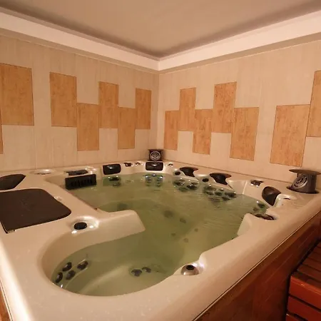 Panorama Wellness Apartman Hotel Hajduszoboszlo